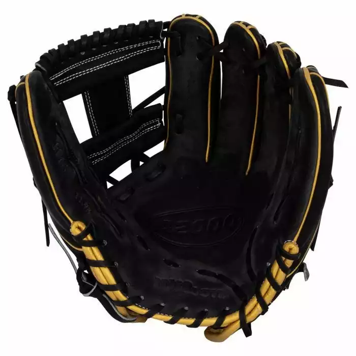 Wilson A2000 1175 11.75" Fastpitch Softball Glove - 2021 Model 2 Wilson A2000 1175 11.75" Fastpitch Softball Glove - 2021 Model - Image 2