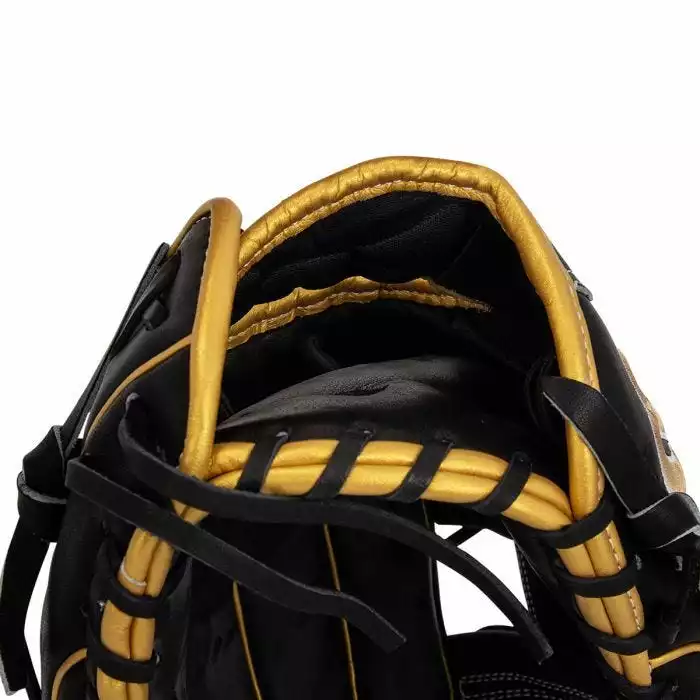 Wilson A2000 1175 11.75" Fastpitch Softball Glove - 2021 Model 6 Wilson A2000 1175 11.75" Fastpitch Softball Glove - 2021 Model - Image 6
