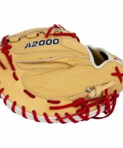Wilson A2000 Aubree Munro 34" Fastpitch Catcher's Mitt - 2021 Model -Women Fastpitch Softball Equipment shop wilson fastpitch softball glove 2021 a2000 munro 34 inset3