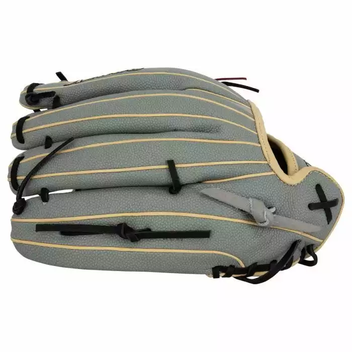 Wilson A2000 T125 SuperSkin 12.5" Fastpitch Softball Glove - 2021 Model 4 Wilson A2000 T125 SuperSkin 12.5" Fastpitch Softball Glove - 2021 Model - Image 4