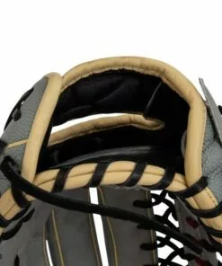 Wilson A2000 T125 SuperSkin 12.5" Fastpitch Softball Glove - 2021 Model 11 Wilson A2000 T125 SuperSkin 12.5" Fastpitch Softball Glove - 2021 Model -Women Fastpitch Softball Equipment shop wilson fastpitch softball glove 2021 a2000t125ss 125 inset5